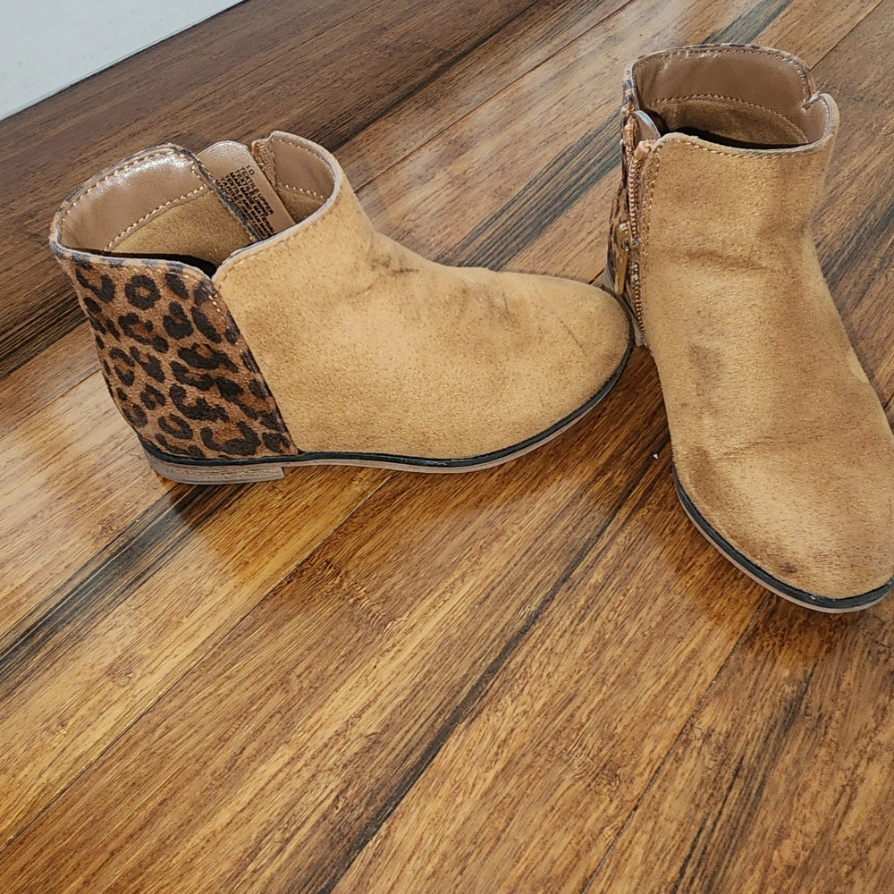 Kids Cat & Jack Tan and Leopard Print Ankle Boots